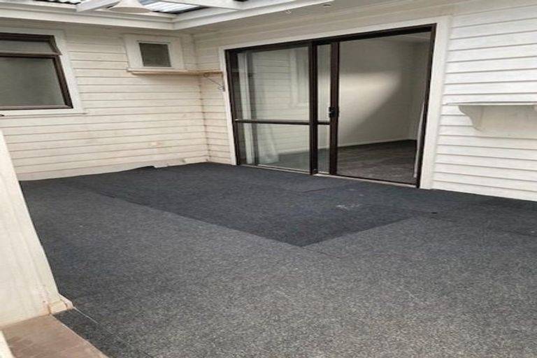 Photo of property in 17 Flanders Avenue, Onekawa, Napier, 4110