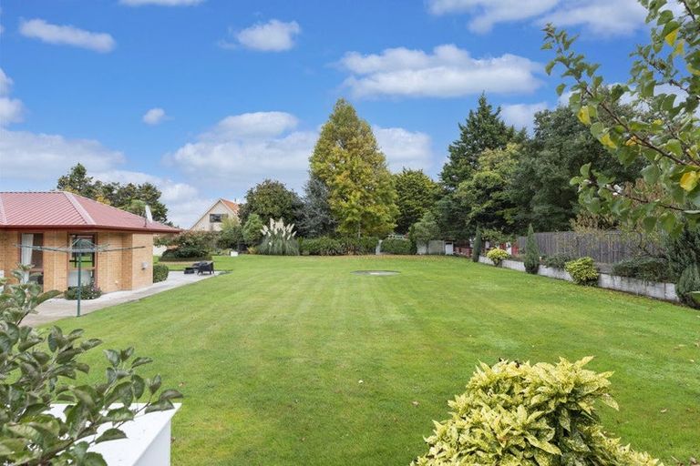 Photo of property in 20 Allin Drive, Waikuku Beach, 7402