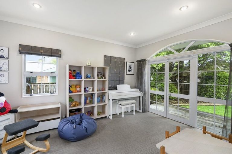 Photo of property in 10e Regan Street, Stratford, 4332