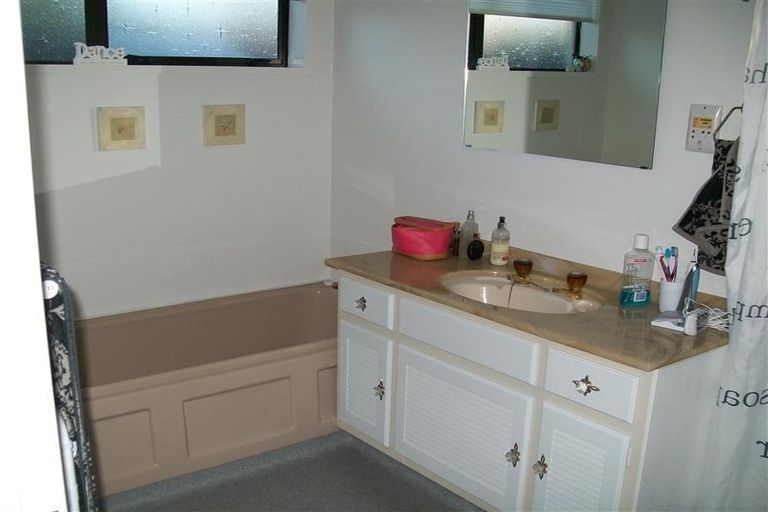 Photo of property in 200 Sawyers Arms Road, Bishopdale, Christchurch, 8053
