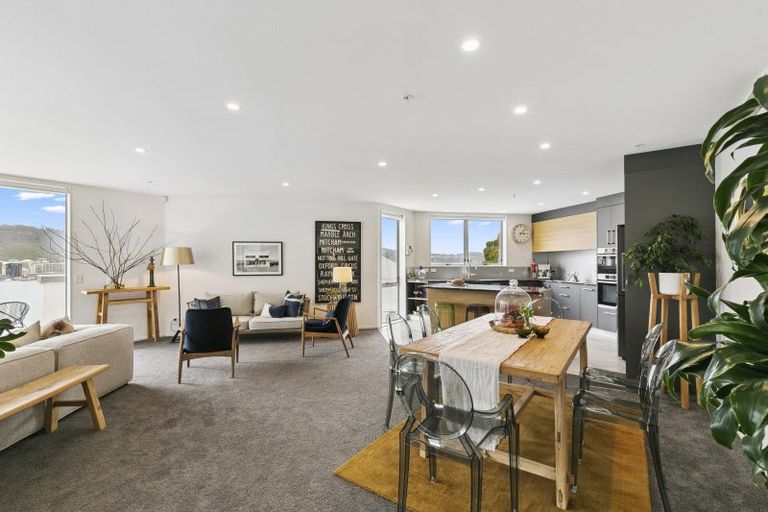Photo of property in Alto Apartments, 4a/22 Telford Terrace, Oriental Bay, Wellington, 6011