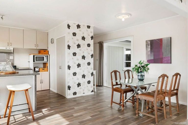 Photo of property in 80 Prospect Terrace, Pukekohe, 2120