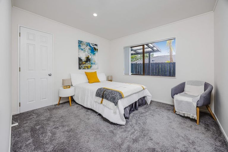 Photo of property in 36 Brylee Drive, Conifer Grove, Takanini, 2112