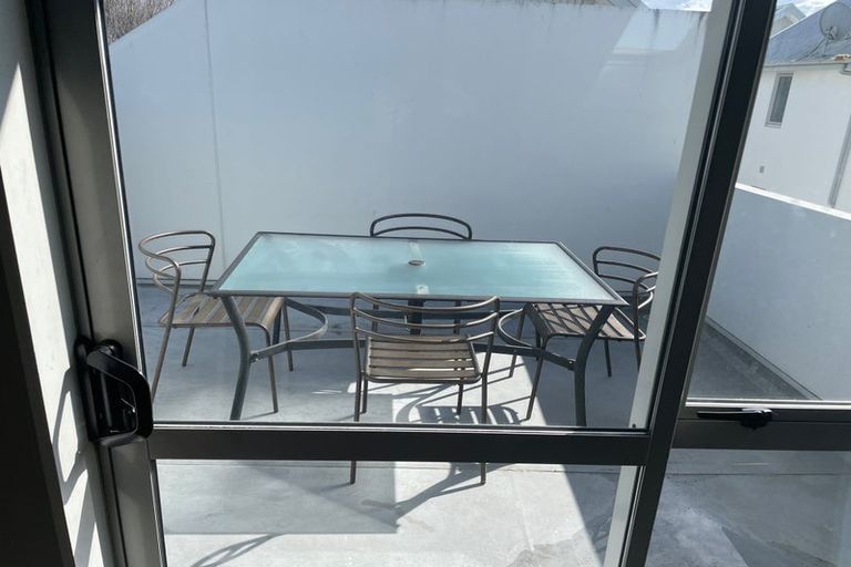 Photo of property in 470b Barbadoes Street, Edgeware, Christchurch, 8013