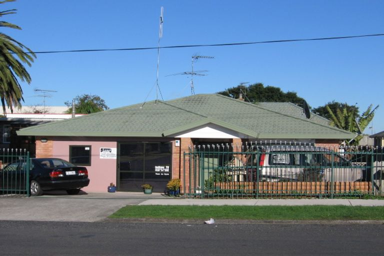 Photo of property in 1/37 Clendon Avenue, Papatoetoe, Auckland, 2025