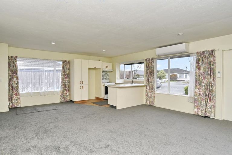 Photo of property in 1/40 Maxwell Street, Riccarton, Christchurch, 8041