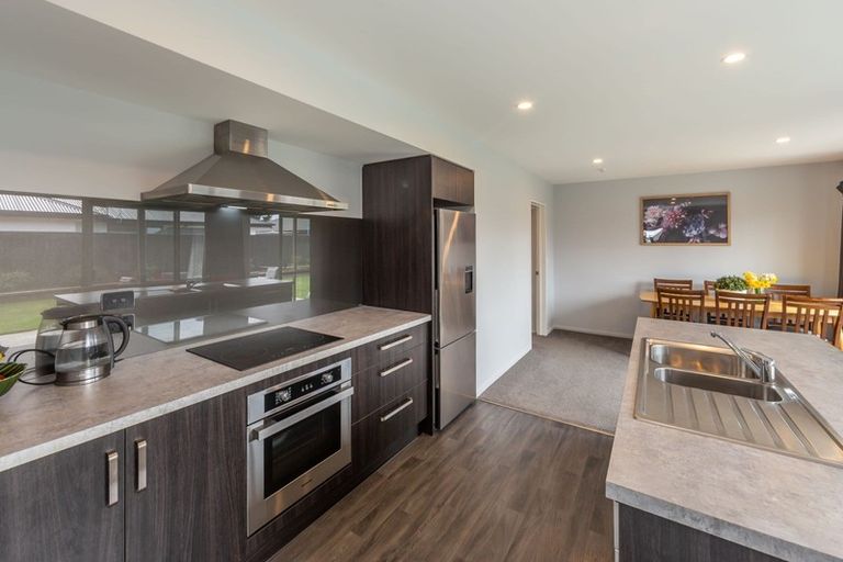 Photo of property in 6 Nicolau Avenue, Rolleston, 7615