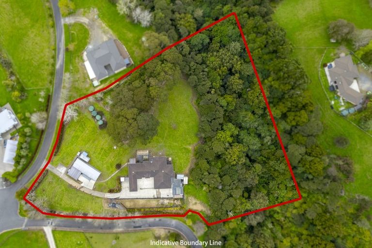 Photo of property in 158 Judge Richardson Drive, Opaheke, Papakura, 2584
