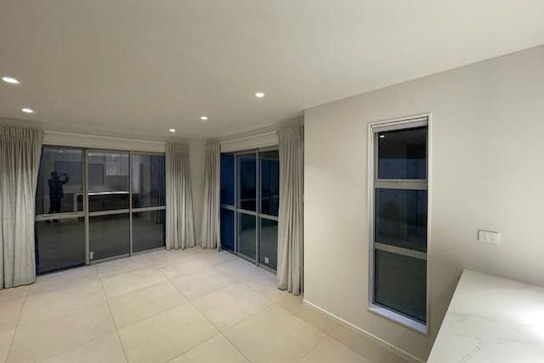 Photo of property in 169 Wallace Road, Mangere Bridge, Auckland, 2022