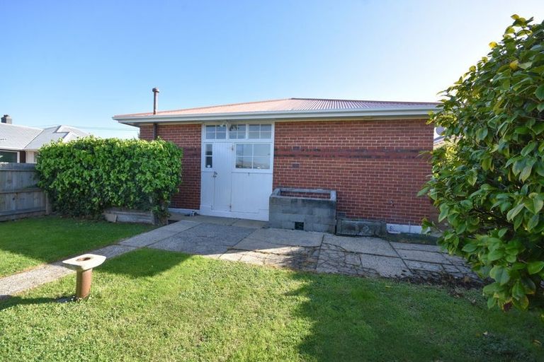 Photo of property in 211 Oxford Street, South Dunedin, Dunedin, 9012