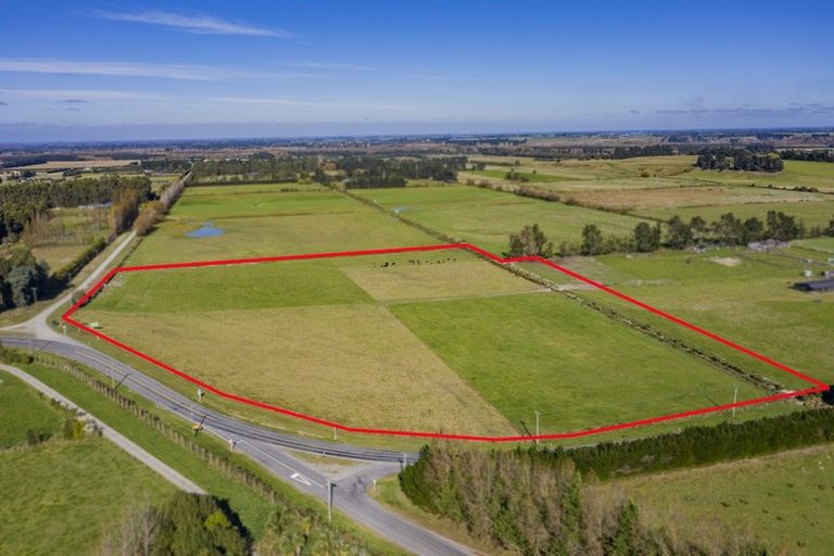 Photo of property in 25 Fishers Road, Loburn, Rangiora, 7473