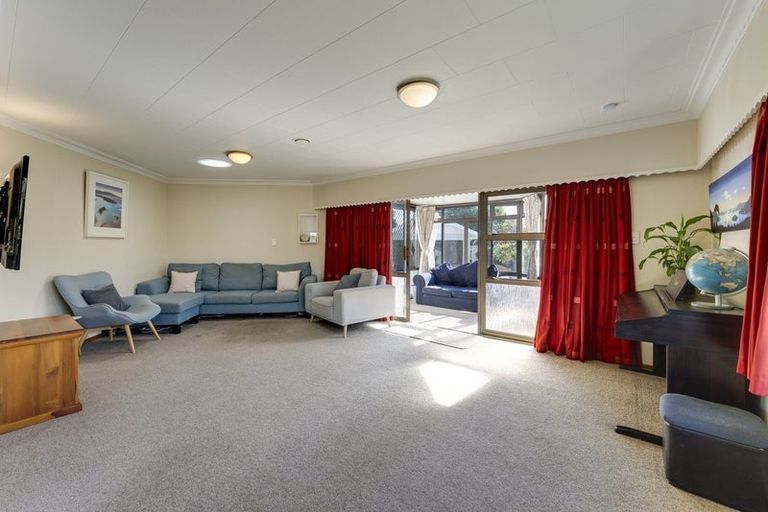 Photo of property in 22 Tennyson Crescent, Stoke, Nelson, 7011