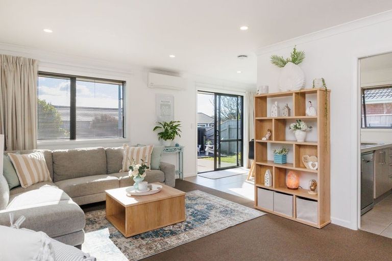 Photo of property in 52 Brooklyn Heights Drive, Kelvin Grove, Palmerston North, 4414