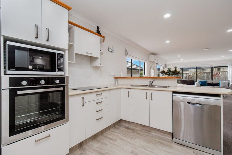 Photo of property in 285unit Vaughan Road, Owhata, Rotorua, 3010