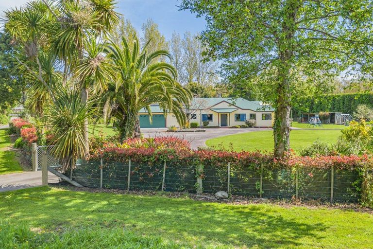 Photo of property in 9 Tui Glen Drive, Levin, 5571