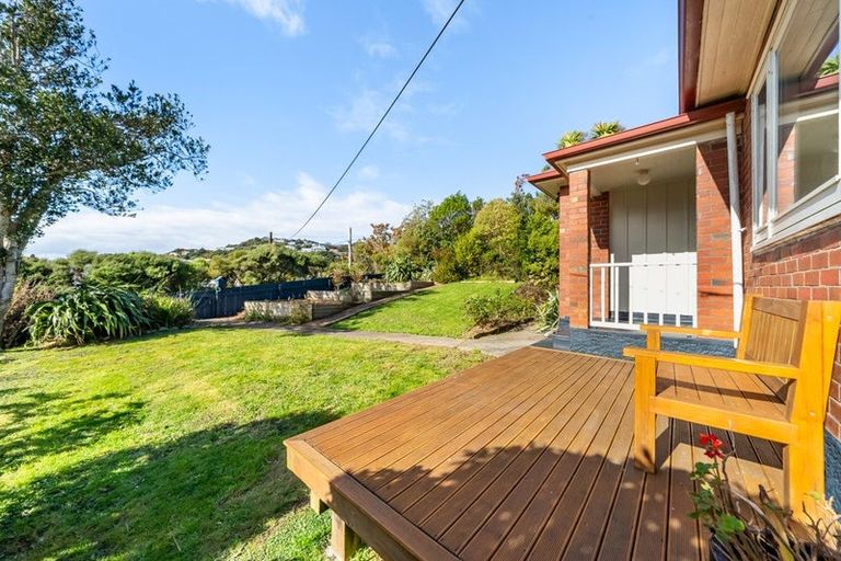 Photo of property in 8 Saint Albans Avenue, Karori, Wellington, 6012
