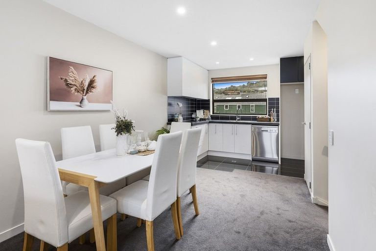 Photo of property in 17/31u Princess Terrace, Newtown, Wellington, 6021