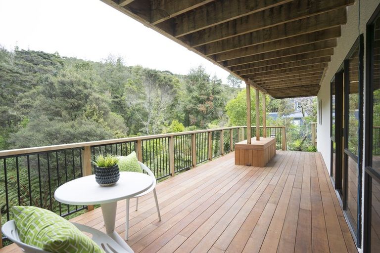Photo of property in 33 Homewood Place, Chatswood, Auckland, 0626