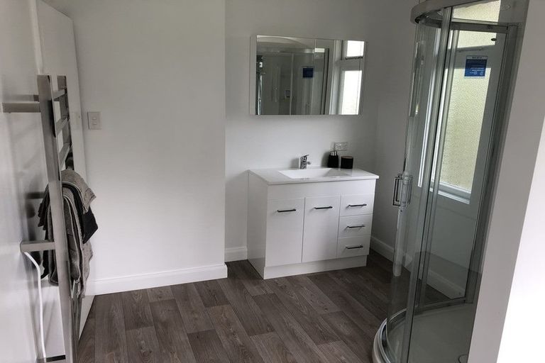 Photo of property in 12 Karina Terrace, Roslyn, Palmerston North, 4414