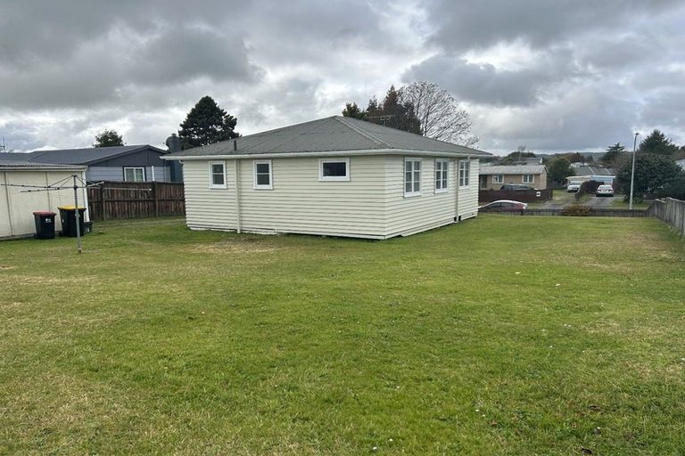 Photo of property in 77 Morvern Crescent, Tokoroa, 3420
