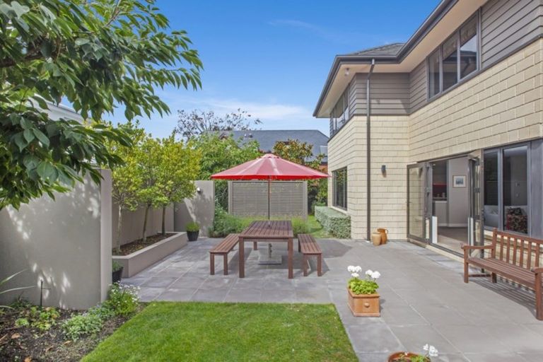 Photo of property in 19a Clyde Road, Upper Riccarton, Christchurch, 8041