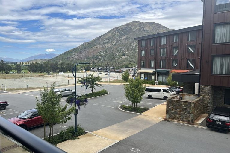 Photo of property in Wyndham Gardens Apartments, 110/30u Red Oaks Drive, Frankton, Queenstown, 9300