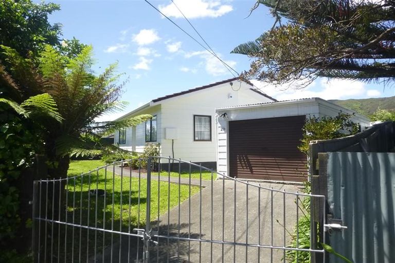 Photo of property in 21b Russell Street, Waterloo, Lower Hutt, 5011
