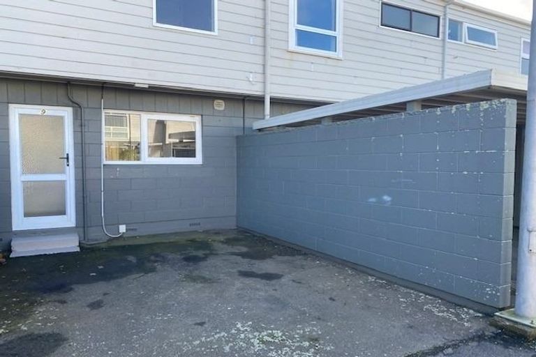 Photo of property in 33u9 Frankmoore Avenue, Johnsonville, Wellington, 6037