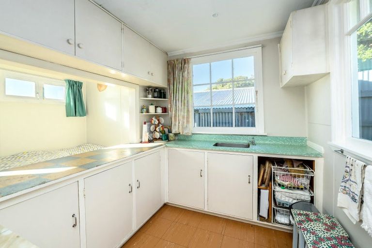 Photo of property in 871 Mataikona Road, Mataikona, Tinui, 5889