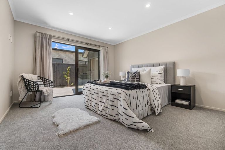 Photo of property in 37 Earp Crescent, Chartwell, 3210