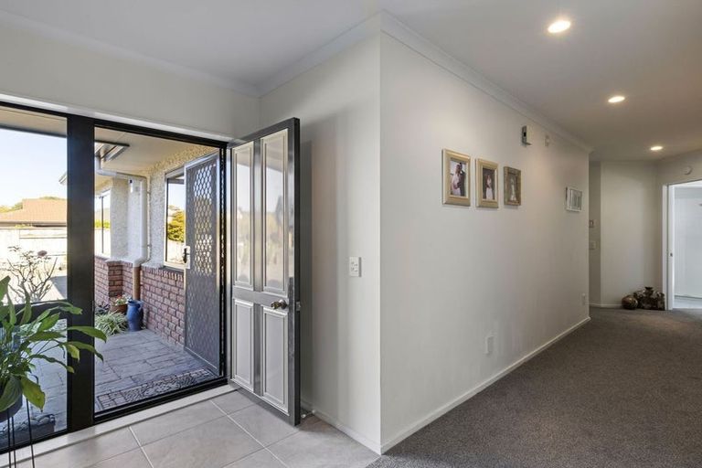 Photo of property in 18 Dougherty Place, Hokowhitu, Palmerston North, 4410