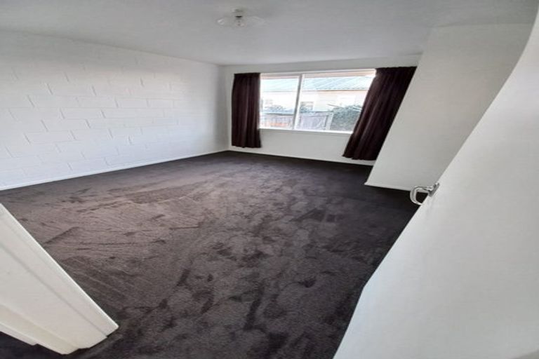 Photo of property in 1/430 Ferry Road, Woolston, Christchurch, 8023