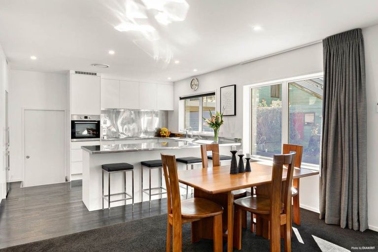 Photo of property in 2/23 Byron Avenue, Takapuna, Auckland, 0622