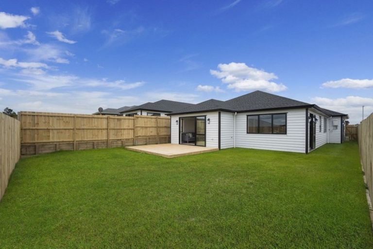 Photo of property in 19 Koropupu Street, Pukekohe, 2120