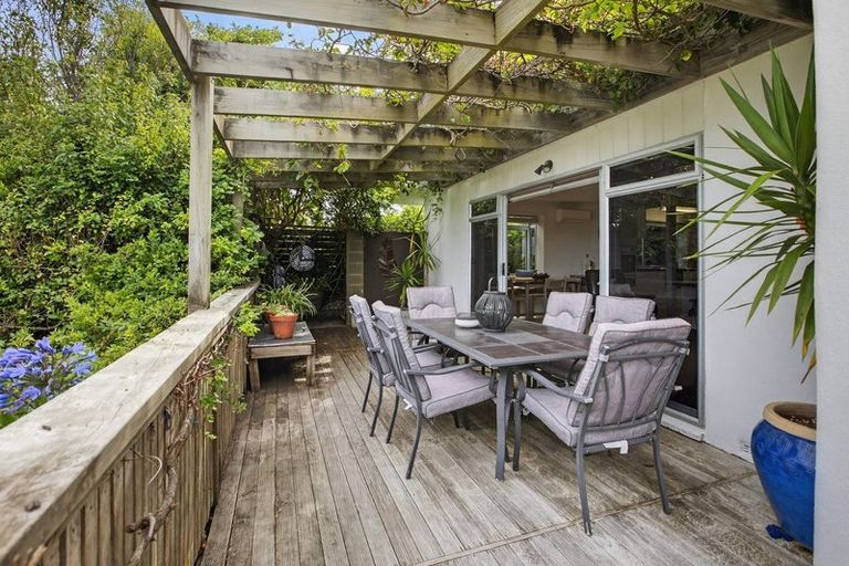 Photo of property in 91 Golf Road, Paraparaumu Beach, Paraparaumu, 5032