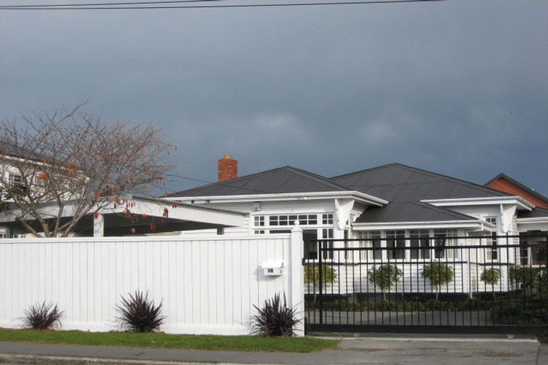 Photo of property in 19 Somme Street, St Albans, Christchurch, 8014