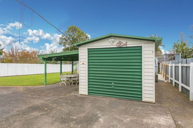 Photo of property in 35 Victoria Street, Coromandel, 3506