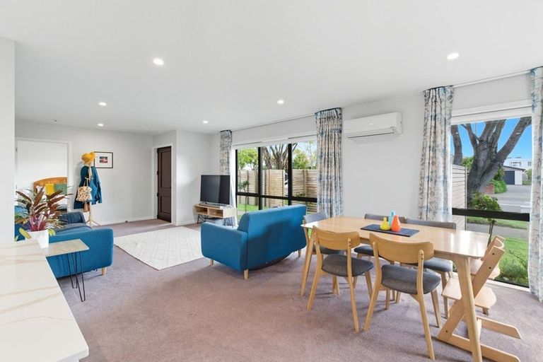 Photo of property in 1/4 Alvaston Drive, Halswell, Christchurch, 8025