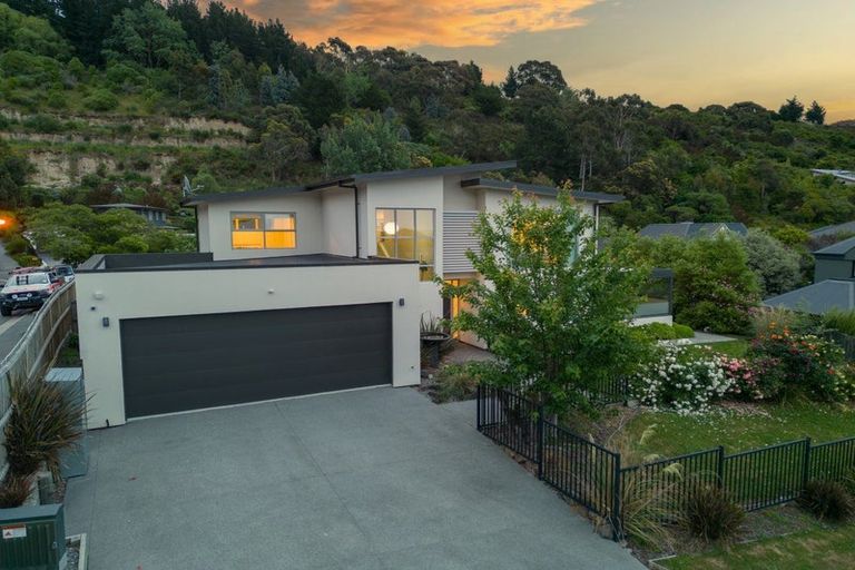 Photo of property in 42 Alderson Avenue, Hillsborough, Christchurch, 8022