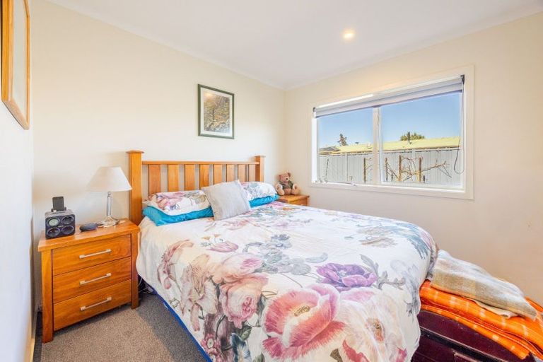 Photo of property in 37 Higginson Street, Otane, 4202