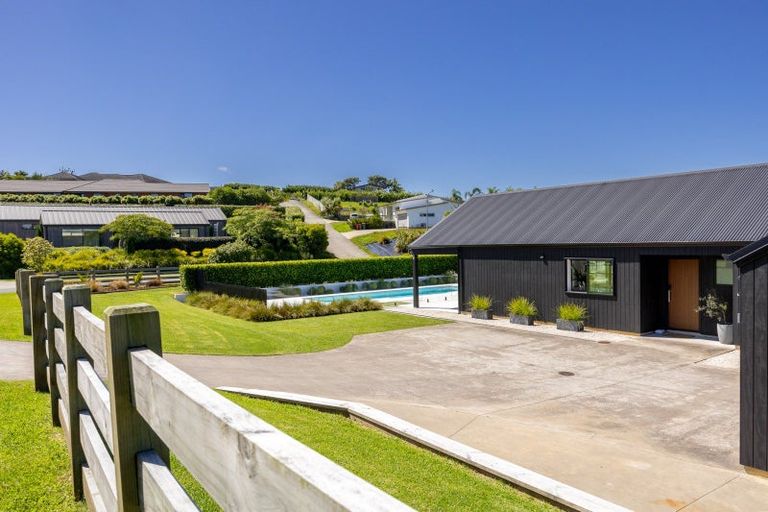 Photo of property in 81 Solan Drive, Waimauku, 0812