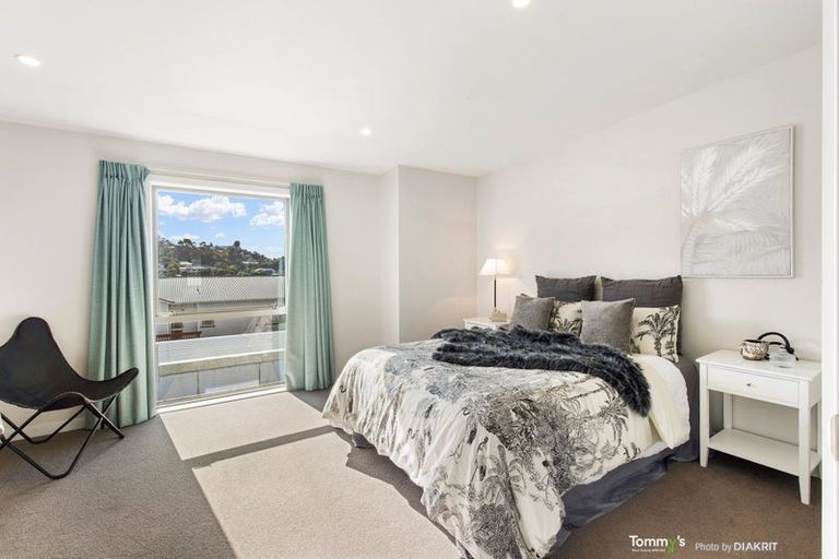Photo of property in 32u2 Dr Taylor Terrace, Johnsonville, Wellington, 6037