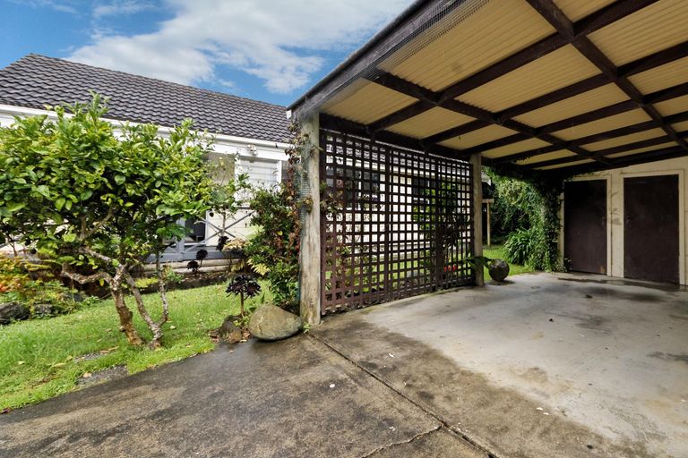Photo of property in 81a/1 Flanshaw Road, Te Atatu South, Auckland, 0610