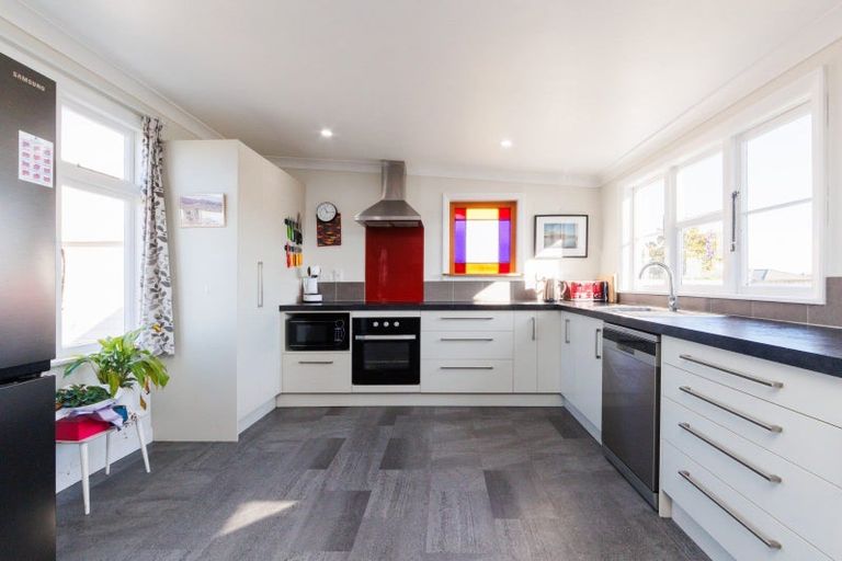 Photo of property in 73 James Line, Kelvin Grove, Palmerston North, 4414