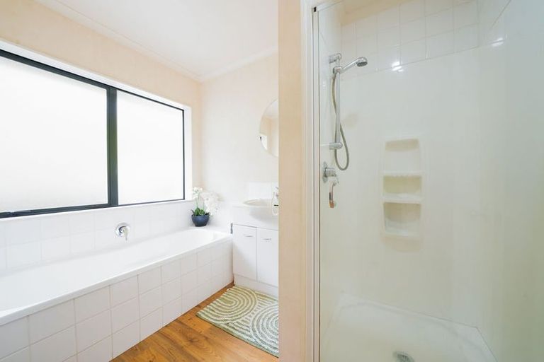Photo of property in 45 Mountain View Road, Hikurangi, 0114