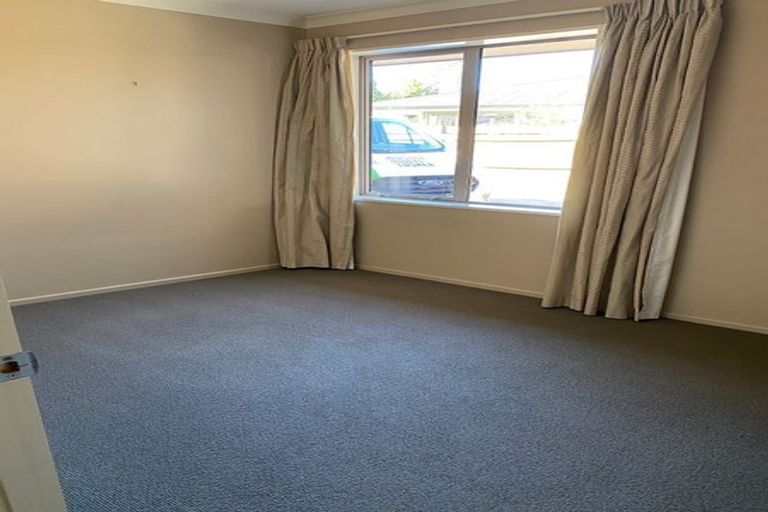 Photo of property in 43b Halswell Junction Road, Halswell, Christchurch, 8025
