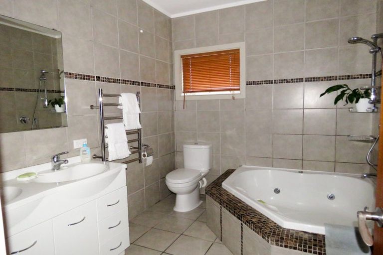 Photo of property in 68 Crampton Road, Reefton, 7830