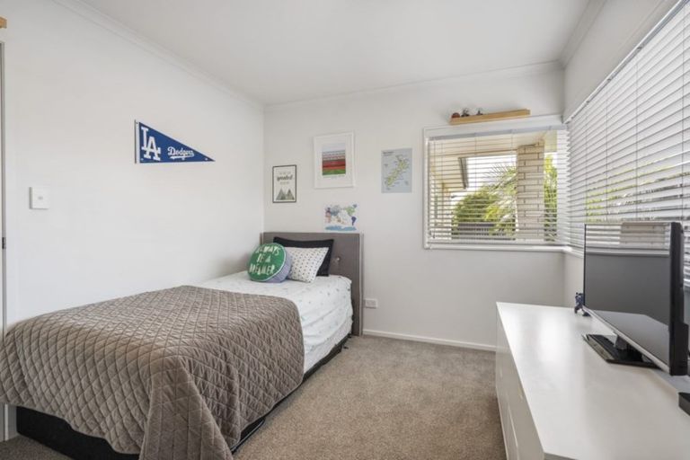 Photo of property in 16a Milton Road, Orewa, 0931