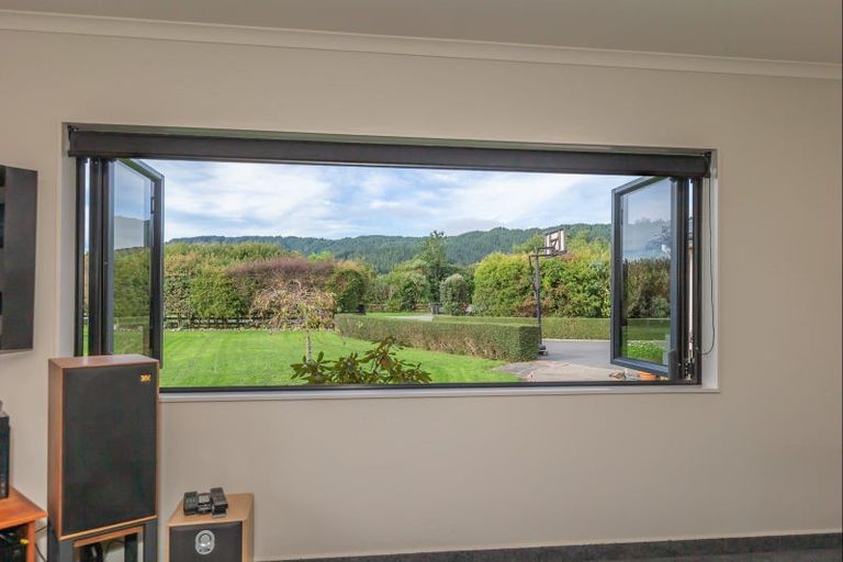 Photo of property in 66 Pohutukawa Drive, Levin, 5571