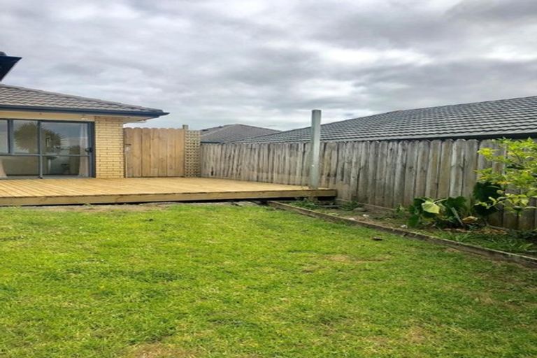 Photo of property in 1 Genesis Place, Flat Bush, Auckland, 2019